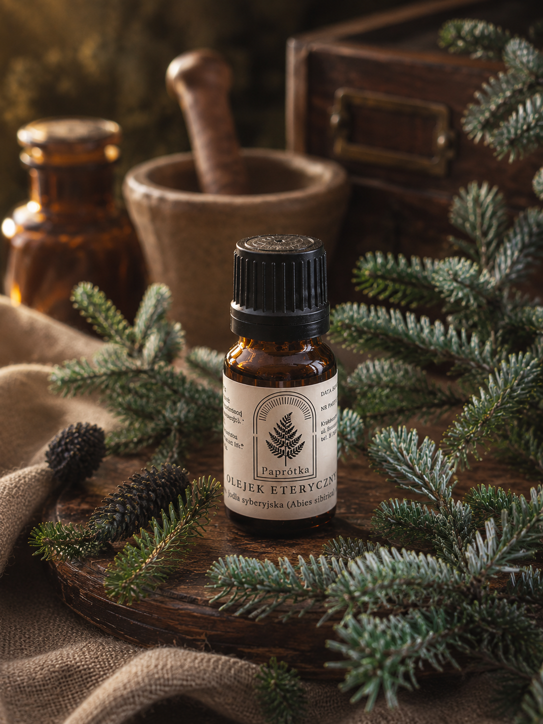 Olejek eteryczny z Jodły Syberyjskiej (Abies sibirica) 10 ml w szklanej buteleczce, Paprotka